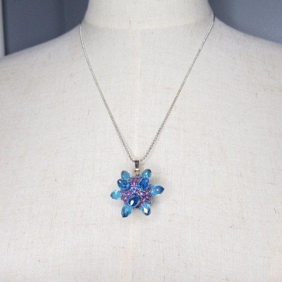 Blue Crystal 3d Beaded Bead pendant - Picture 15 of 15